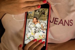 Dar a luz en Venezuela es un riesgo mortal - Julie Turkewitz y Isayen Herrera